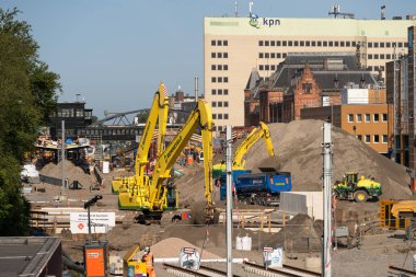 Groningen, Hollanda - 3 Haziran 2025: Groningen 'deki ana tren istasyonunun yeni bölümünün inşaatı.