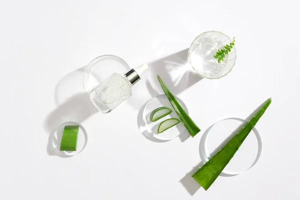 Close Skin Care Serum Bottle Aloe Vera Glass Props Minimalist — Stock Photo, Image