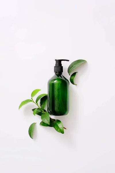 Vista Superior Botella Champú Casero Verde Con Extracto Verde Sobre —  Fotos de Stock