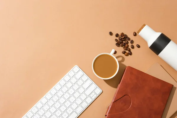 Cup Milky Coffee Computer Keyboard Notebook Coffee Beans Thermos Placed — Stock Photo, Image