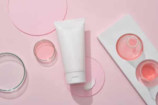 Sfondo Presentazione Prodotti Cosmetici Crema Contenitore Tubo Plastica Bianca Detergente — Foto Stock