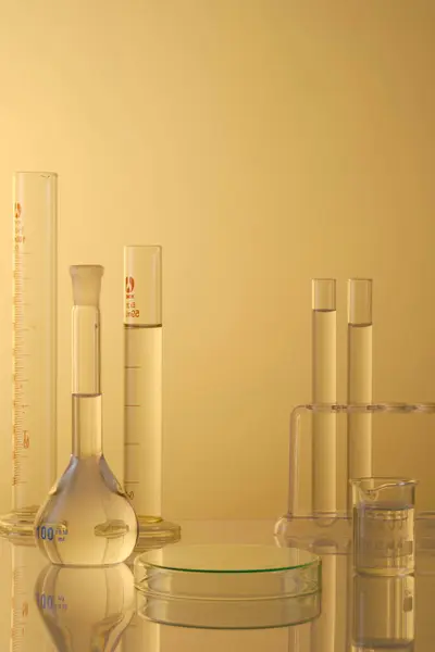 Minimal Concept Laboratory Glassware Test Tubes Beaker Filled Transparent Liquid — Stock Photo, Image