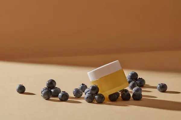 Unlabeled Jar Put Several Blueberries Shadow Blueberry Vaccinium Corymbosum High — Stock Photo, Image