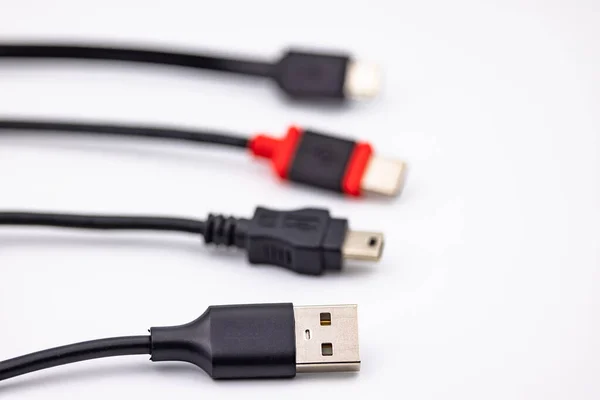 Mini Usb Connector Kabel Naast Andere Usb Type Adapters Geïsoleerd — Stockfoto