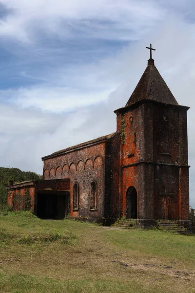 Bokor Katolik Kilisesi, Changhaon, Kamboçya, Kampot 2016. Yüksek kalite fotoğraf
