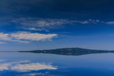 Çöl Dağı Adası ve Fransız Körfezi 'nden Bakılan Maine Yansıması