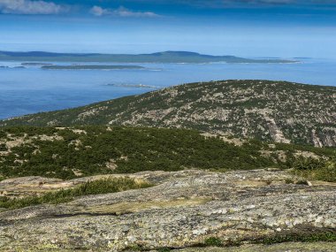 Yazın Acadia Ulusal Parkı, Maine