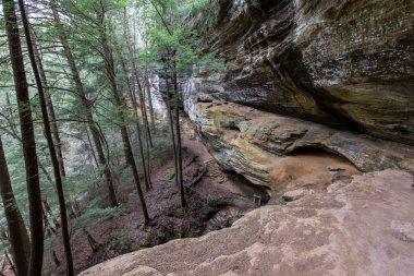 Yaşlı Adam 'ın Mağarası, Hocking Hills Eyalet Parkı, Ohio