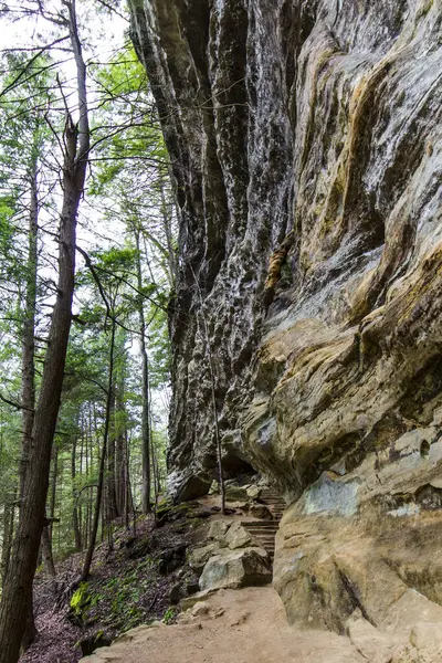 Вид Пещеру Старика Хокинг Хиллз Штат Огайо — стоковое фото