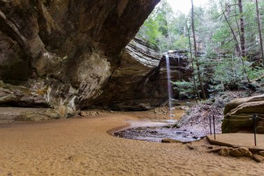 Ash Mağarası, Hocking Hills Eyalet Parkı, Ohio