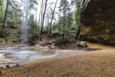 Ash Mağarası, Hocking Hills Eyalet Parkı, Ohio