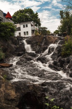 Yazın Megunticook Şelalesi, Camden, Maine