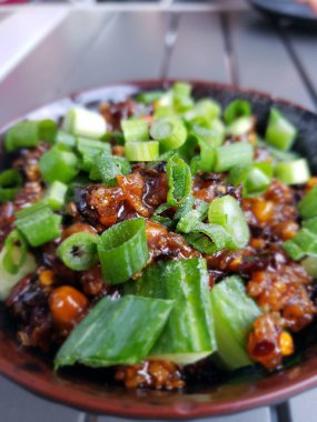 Bir Japon restoranında Chili Çıtır Salatalık Aperatifi