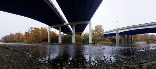 stock image View of the Scioto River Underneath Interstate 270 in Autumn, Dublin, Ohio