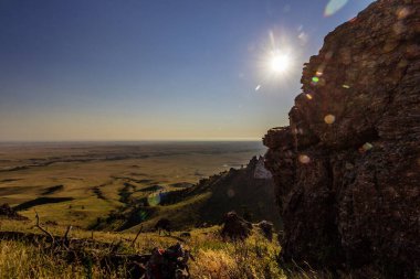 Bear Butte Eyalet Parkı, Güney Dakota Yazları