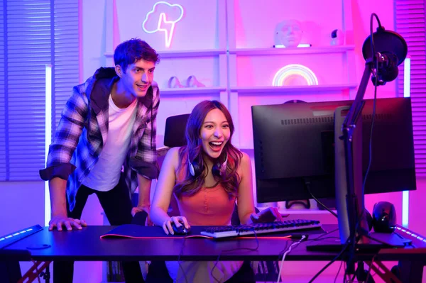 Young Professionals Play Video Games Together Live Streaming Matches Speak — Stock Photo, Image