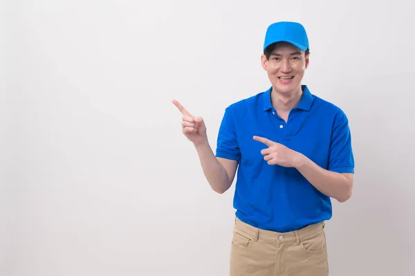 Jeune Technicien Asiatique Homme Service Portant Uniforme Bleu Sur Fond — Photo