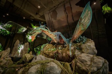 SINGAPORE - 28 Aralık 2022 - Körfez kenarındaki Gardens 'ta Bulut Ormanı Kubbesi