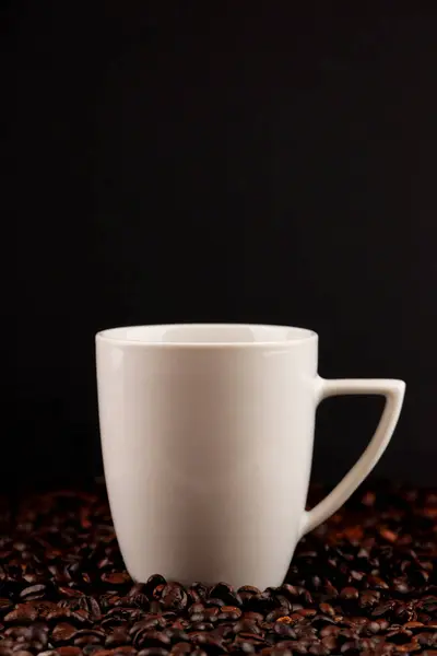 Coffee Beans Coffee Cup Black Background Space Text Coffee Time — Stock Photo, Image