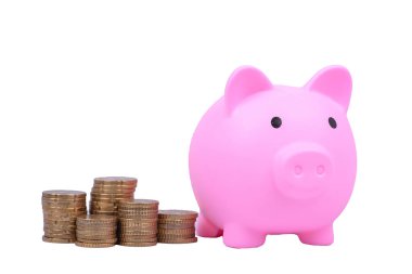 Bozuk paralar ve kumbaralar beyaz arka planda izole edilmiş. Yüksek kalite fotoğraf