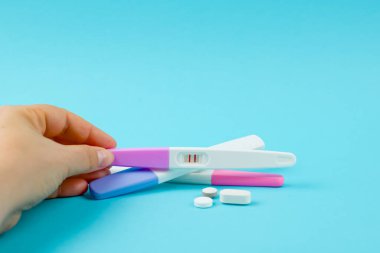 Hamilelik testi ilaç ve ilaçların geçmişiyle karşılaştırıldı. Kısırlık tedavisi, hamilelik planlaması ve üreme sağlığı kavramı. Gebelik için tıbbi destek. 