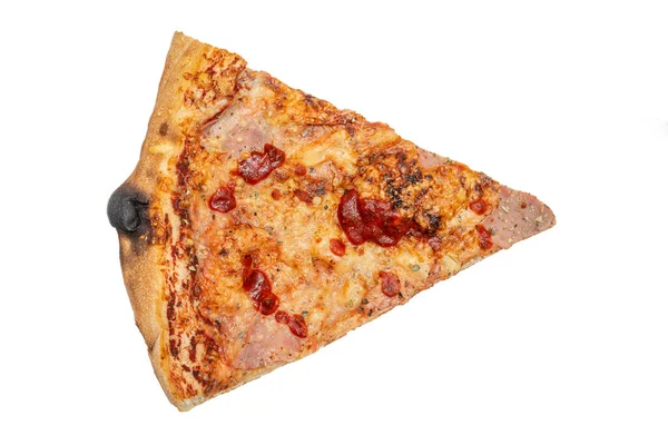 Verbrande Pizza Korst Driehoekige Pizza Een Witte Geïsoleerde Achtergrond Hawaiiaanse — Stockfoto