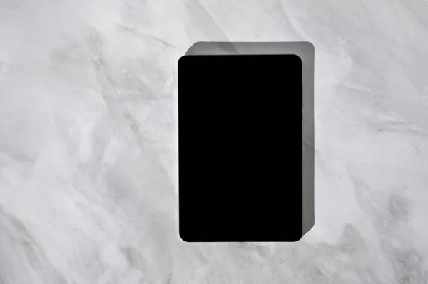 Tableta Con Pantalla Táctil Negra Vacía Maqueta Sobre Fondo Neutro — Foto de Stock