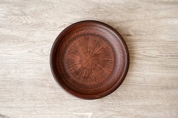 Leere Braune Keramikteller Auf Beigem Tisch Flache Lage Natürliches Küchengetränk — Stockfoto