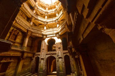 Hindistan 'da antik bir kuyu, Ahmedabad Gujarat, 16 Aralık 2016