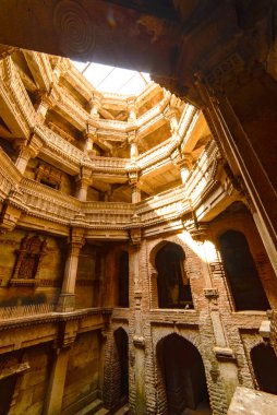 Hindistan 'da antik bir kuyu, Ahmedabad Gujarat, 16 Aralık 2016