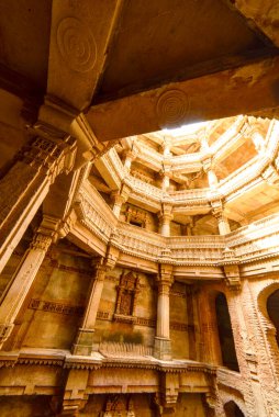 Hindistan 'da antik bir kuyu, Ahmedabad Gujarat, 16 Aralık 2016