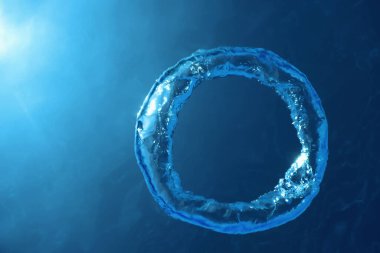 Kabarcık halkası Su altında güneşe doğru yükselir