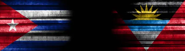 Kuba Und Antigua Und Barbuda Flaggen Auf Schwarzem Hintergrund — Stockfoto