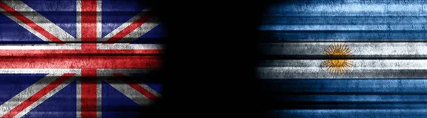 Флаги Великобритании Аргентины Чёрном Фоне — стоковое фото