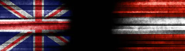 Bandeiras Reino Unido Áustria Sobre Fundo Preto — Fotografia de Stock