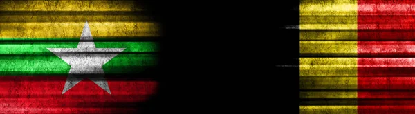 Myanmar Und Belgien Flaggen Auf Schwarzem Hintergrund — Stockfoto