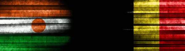 Σημαίες Του Νίγηρα Και Του Βελγίου Μαύρο Φόντο — Φωτογραφία Αρχείου