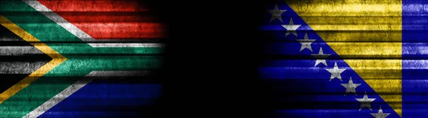 Südafrika Und Bosnien Und Herzegowina Fahnen Auf Schwarzem Hintergrund — Stockfoto
