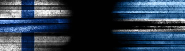 Finlandiya Botswana Bayrakları Siyah Arkaplanda — Stok fotoğraf