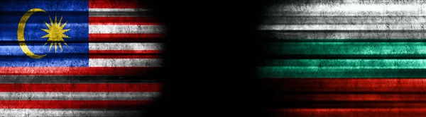Malesia Bulgaria Bandiere Sfondo Nero — Foto Stock