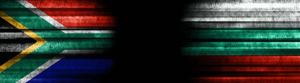 Sudafrica Bulgaria Bandiere Sfondo Nero — Foto Stock