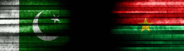 Pakistan Burkina Faso Vlaggen Zwarte Achtergrond — Stockfoto