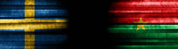 Flagi Szwecji Burkina Faso Czarnym Tle — Zdjęcie stockowe