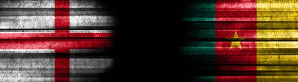 Flagi Anglii Kamerunu Czarnym Tle — Zdjęcie stockowe
