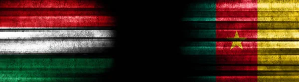 Hungria Camarões Bandeiras Fundo Preto — Fotografia de Stock