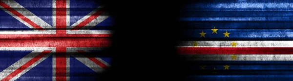 Verenigd Koninkrijk Kaapverdische Vlaggen Zwarte Achtergrond — Stockfoto