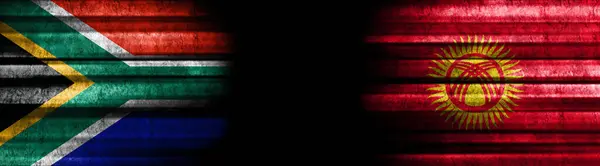 Dél Afrika Kirgizisztán Zászlók Fekete Háttér — Stock Fotó