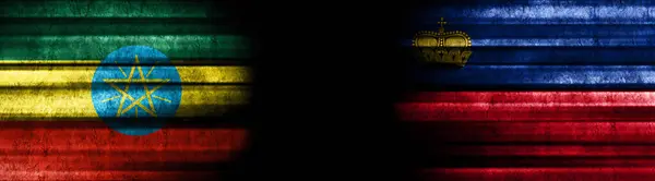Äthiopien Und Liechtenstein Fahnen Auf Schwarzem Hintergrund — Stockfoto