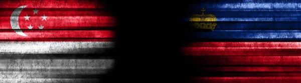 Szingapúr Liechtenstein Zászlók Fekete Háttér — Stock Fotó
