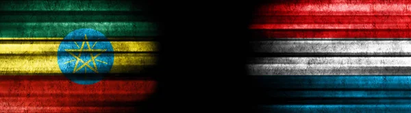 Флаги Эфиопии Люксембурга Чёрном Фоне — стоковое фото